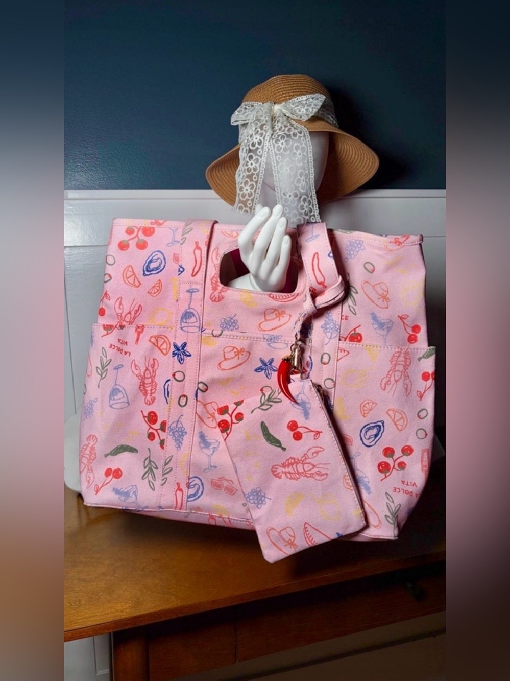 Italian Coastal Motif Tote Soft Pink with Green Stripe Interior - Picture 6 of 7